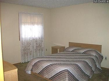 3rd image of 4070 Saw Mill Cir