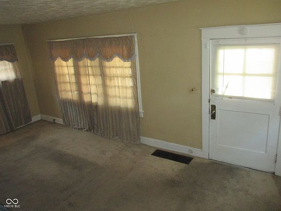 4th image of 3741 Ruckle St