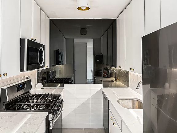 5th image of 343 E 30th St APT 15J