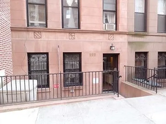 Rented by Fenwick Keats Real Estate | media 22