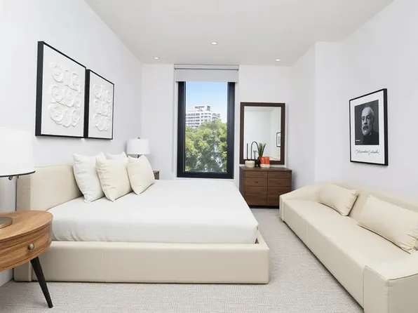 402 East 118th Street image 4 of 13