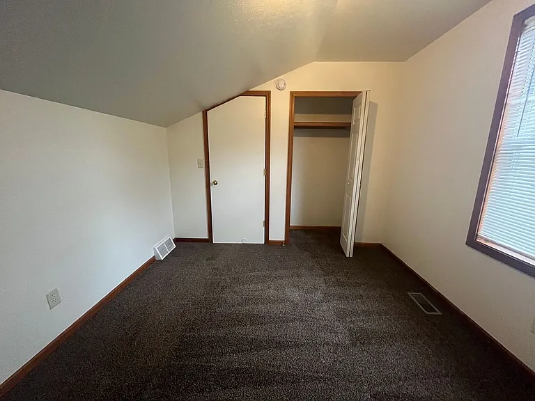 529 S Silverwood Ln #A — Photo 5