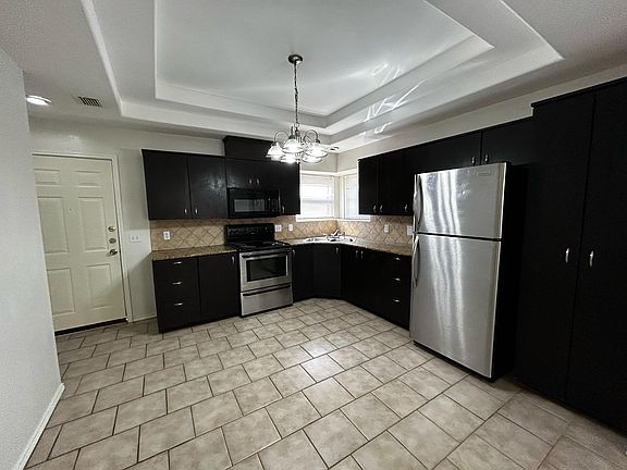 3rd image of 2407 Moonlight Ln #1