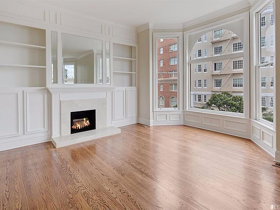 2nd image of 2225 Pacific Ave