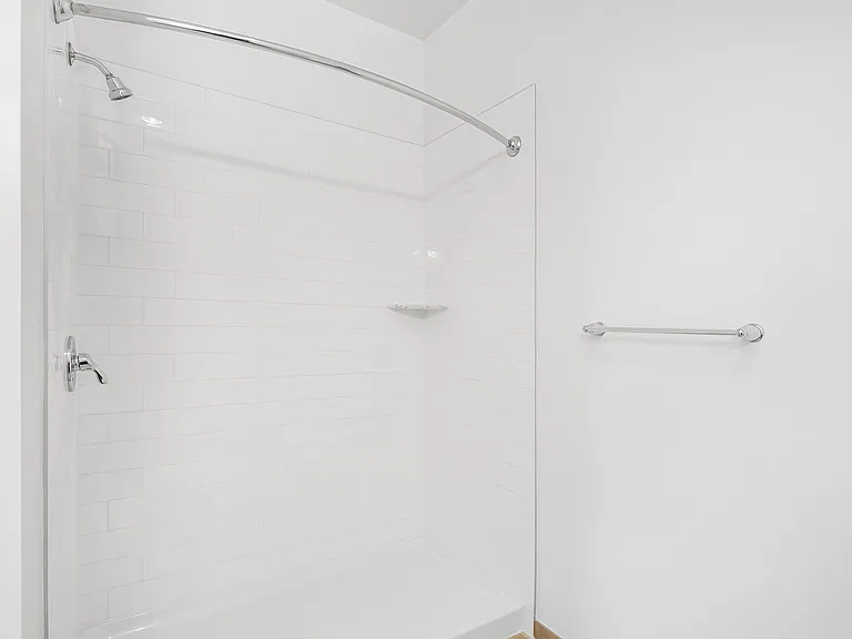 The Lodge at Autumn Willow 55+ Apartment Homes — Photo 60