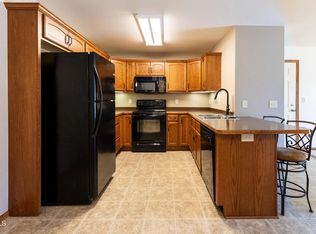 2901 Edgewater Loop SE #1-4-1, Mandan, ND 58554