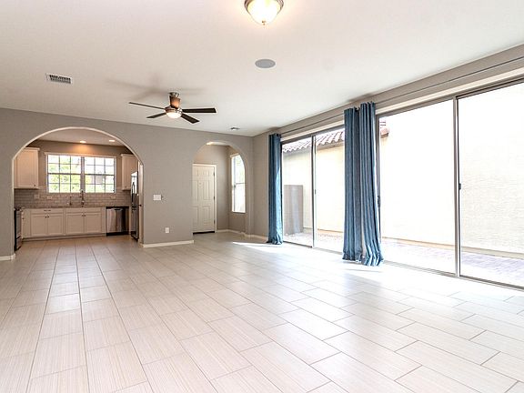 4th image of 2957 N Brighton