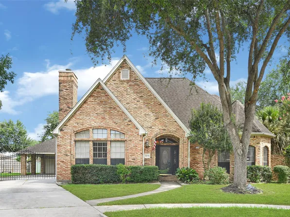 5219 White Manor Dr, Pasadena, TX 77505