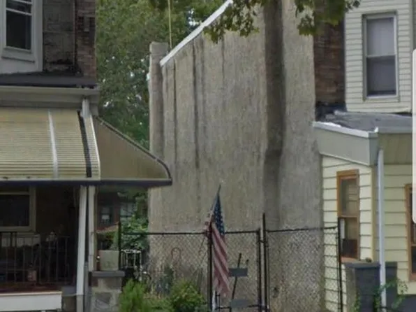 5250 Walnut St, Philadelphia, PA 19139