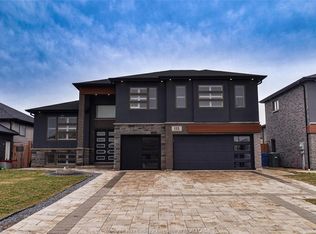 111 Lambert St, Amherstburg, ON N9V 0G6