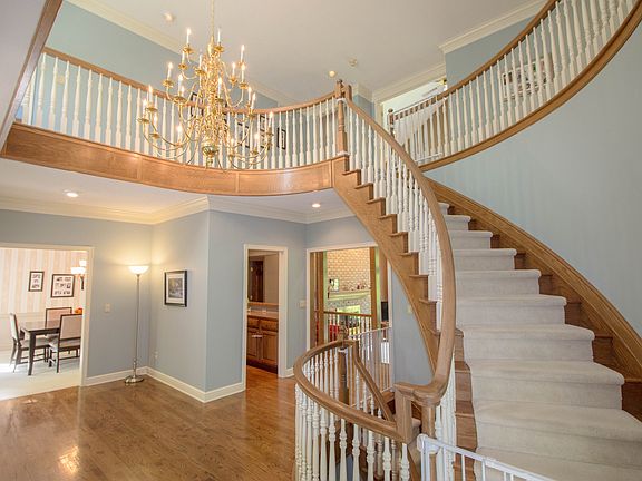 5th image of 4800 Timber Creek Dr