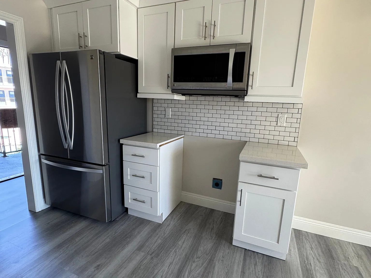2 bed, $2,795 — Photo 2