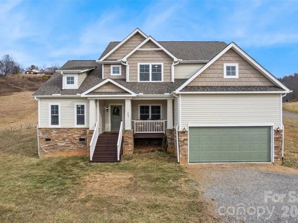 343 Rocky Lane Rd, Clyde, NC 28721