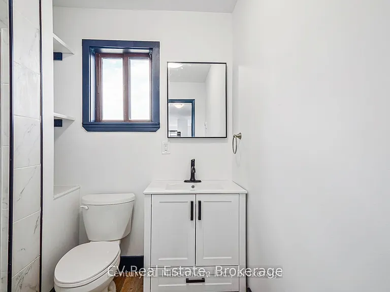 250 Hurontario St #2 — Photo 18