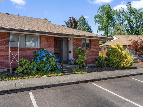 11545 SW Majestic Ln Unit 7, King City, OR 97224