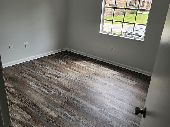 5th image of 3608 Duane Ct Unit B