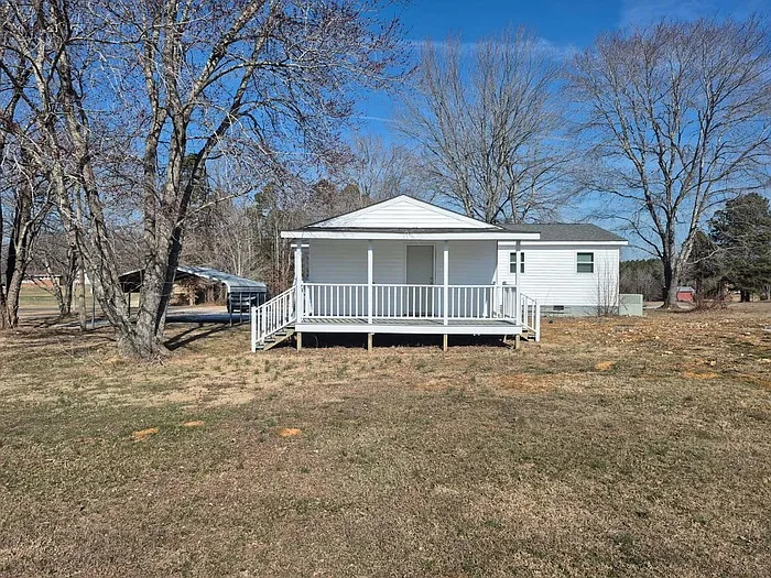 2124 Grassy Creek Virgilina Rd — Photo 2