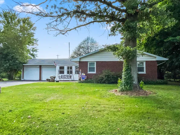 205 Stone Ave, Watseka, IL 60970