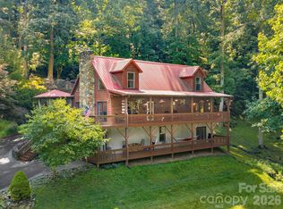420 Chimney Rock Dr, Weaverville, NC 28787