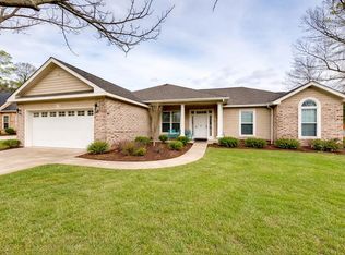 216 Glen Oaks Dr, Dothan, AL 36301