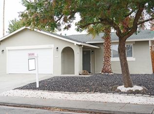 1061 Sparrow Ln, Fairfield, CA 94533