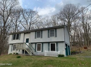 136 W Lilac Rd, Milford, PA 18337