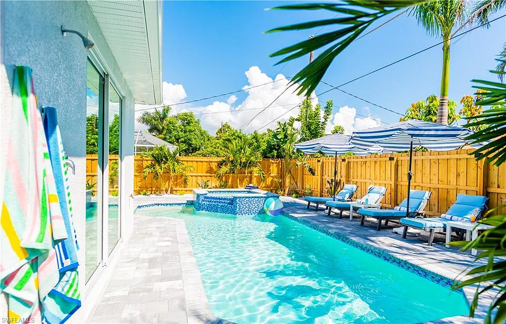 4 bed, 3.0 bath, 2208 sqft, $18,000 — Photo 1