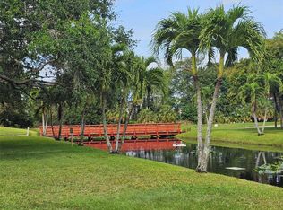 9410 Tangerine Pl APT 106, Davie, FL 33324