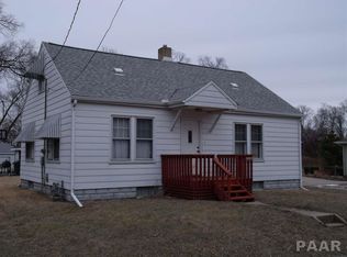 1607 Reese Ct, Pekin, IL