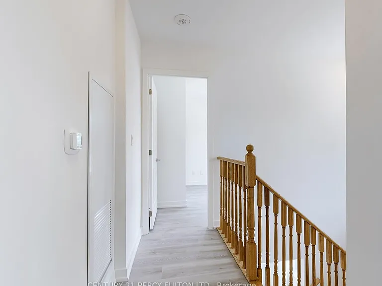 556 Marlee Ave #105 — Photo 26