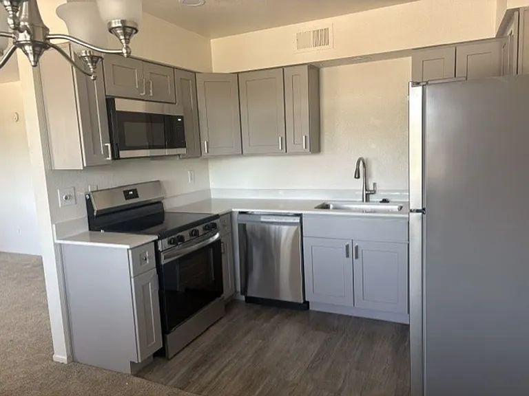 Shadowbrook Apartments-Scenic Living in Sedona — Photo 25