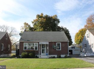 3620 Raymond St, Reading, PA 19605