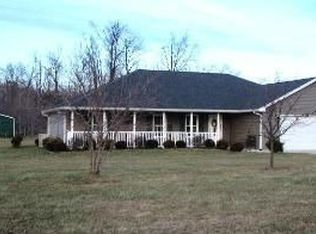 56 Cambridge Ct, Vine Grove, KY 40175