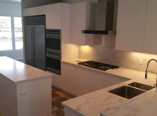 831 Inlet Dr, Marco Island, FL 34145