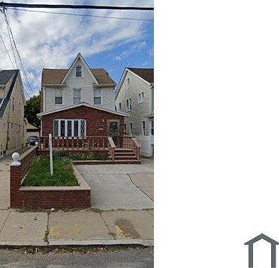 1st image of 11326 202nd St #1