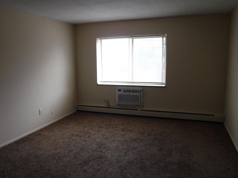 1st image of 1277 Cove Ave APT 404