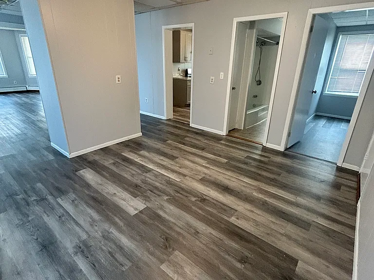 418 Anthony St #1 — Photo 5