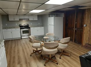 27 Hall Rd, Webster, MA 01570