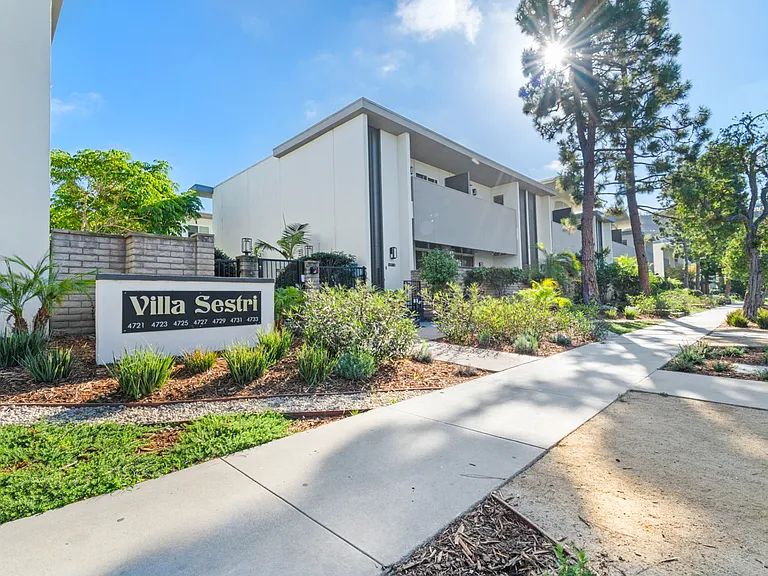 4725 S La Villa Marina #B — Photo 23