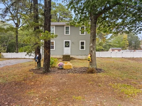 42 Stockade Path, Plymouth, MA 02360