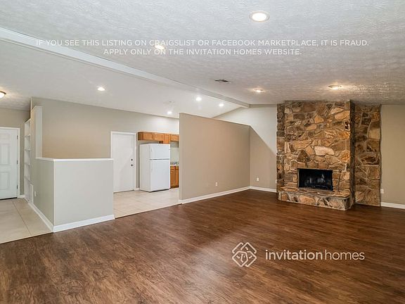 3rd image of 4274 Walnut Bnd