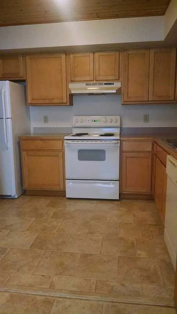3 Bedroom, Spacious Townhome- Available July 2026! — Photo 2
