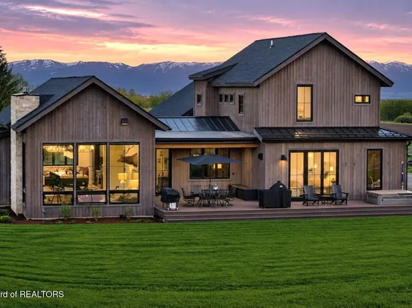 45 E Painted Rock Way, Alta, WY 83414