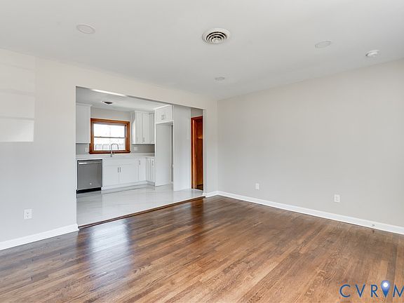 5th image of 7276 Alpen Ln