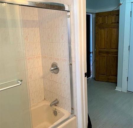 5th image of 59 Sanford St #1OR2