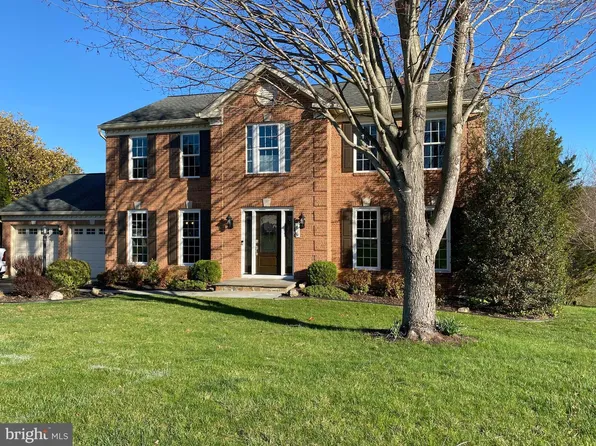 16 Knoll Side Ln, Middletown, MD 21769