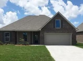 1942 Heberts Pass, Lake Charles, LA 70607