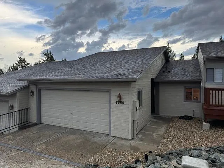 4964 Summit Cir — Photo 2