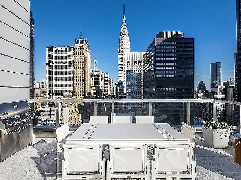 325 Lexington Ave #14B — Photo 11