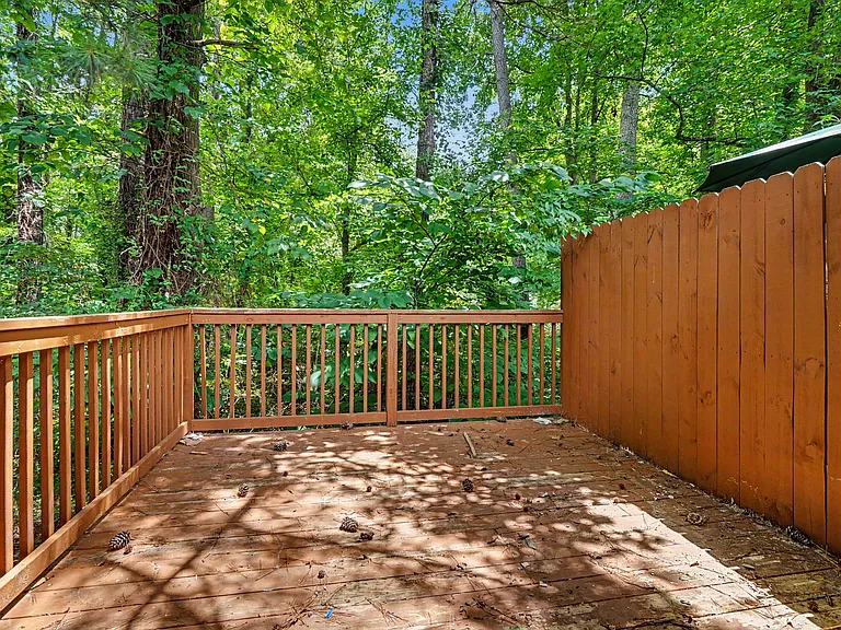 886 Martin Heights Dr #B — Photo 18